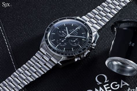 Omega Speedmaster moonwatch professional unboxing